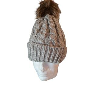 Just Cozy Women Grey Cable Knit Beanie Hat with Brown Faux Fur Pom Pom New